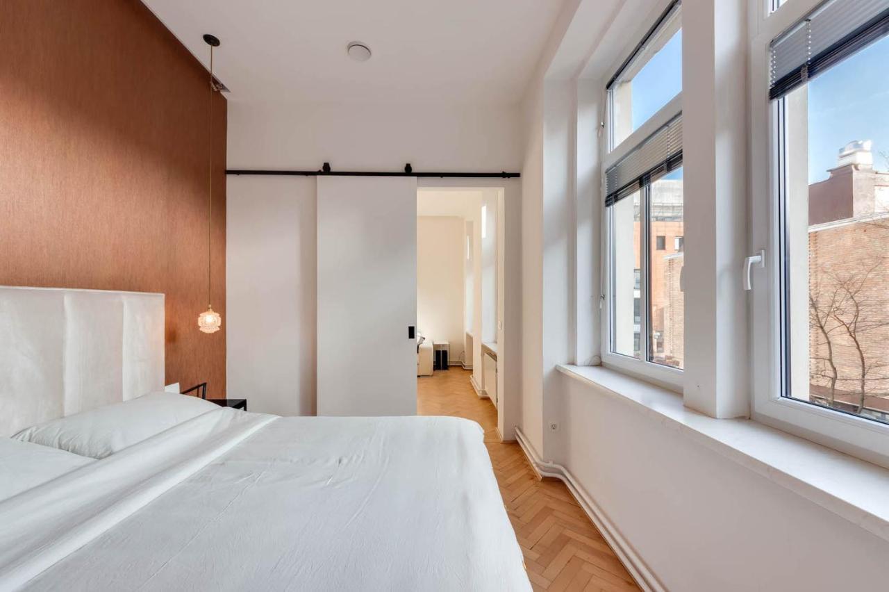Appartamento Stylish 2-Bedroom Cufarjeva Apartment With Balcony *